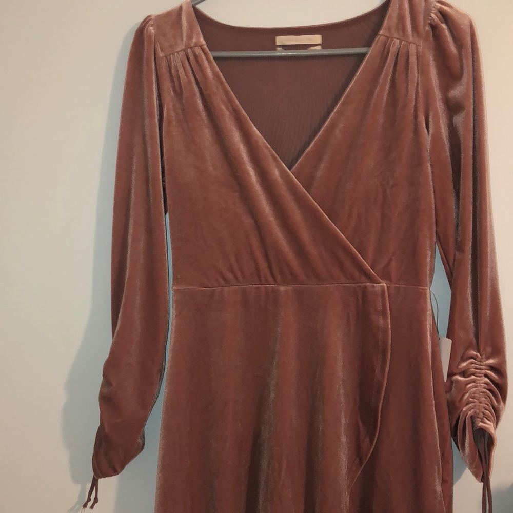 Urban Outfitters Romper - Picture 2 of 6